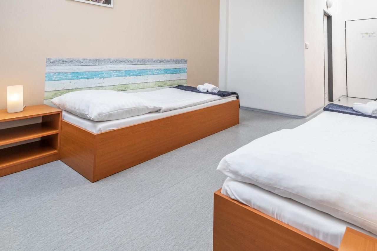 Hotel Vp1 ออสตราวา ภายนอก รูปภาพ