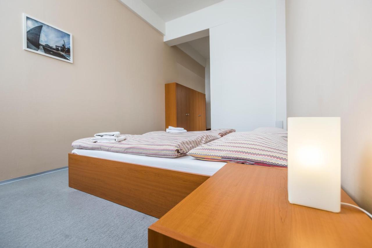 Hotel Vp1 ออสตราวา ภายนอก รูปภาพ